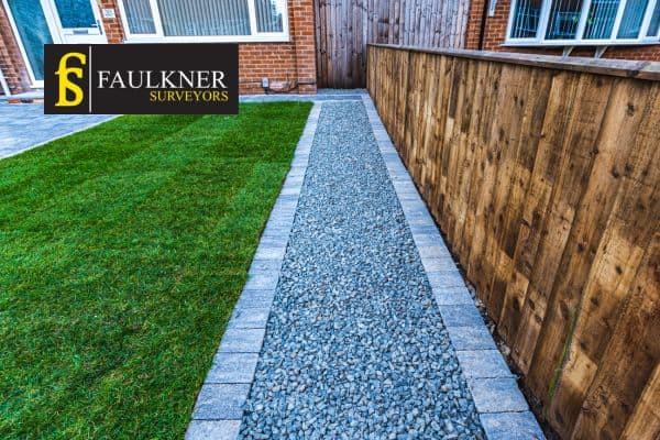 Can my Neighbour attach a fence to my wall? 3 Property Boundaries and the Basics of Land Boundaries Amersham